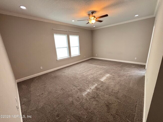 Building Photo - 212 Willow Crk Ct