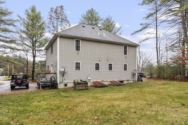 Building Photo - 72 Patterson Rd