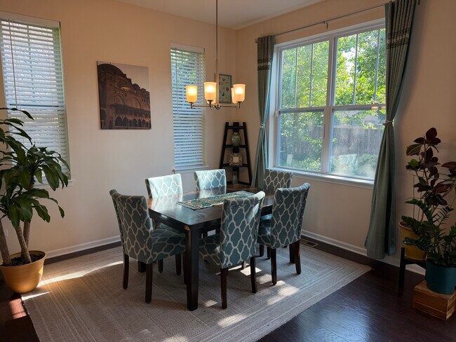 Building Photo - 463 Timber Trail Ct