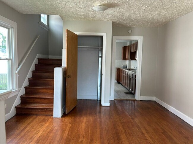 Building Photo - 1682-1684 Hearthstone Dr.