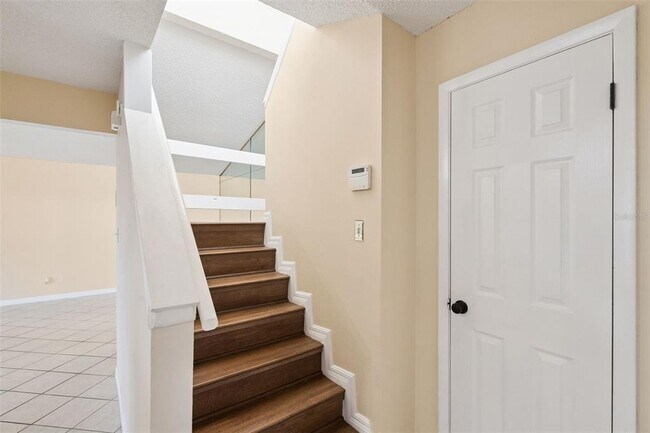 Building Photo - 1716 Lafayette Ct