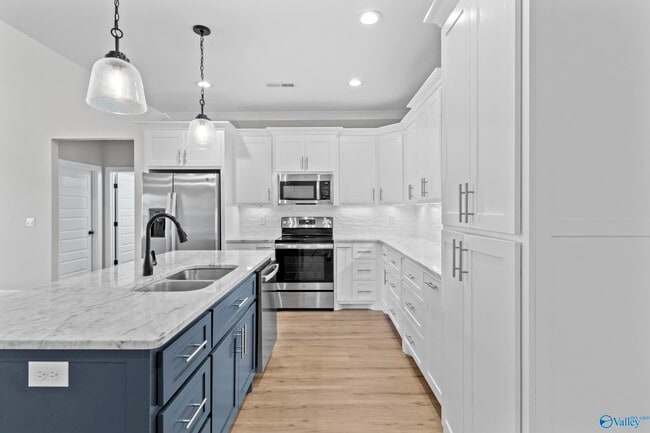 Building Photo - 1207 Glendora Ave