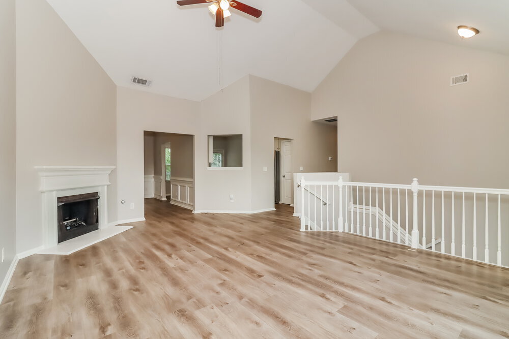 Building Photo - 450 Boxelder Rd