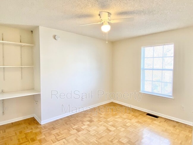 Building Photo - 129 Watson Dr