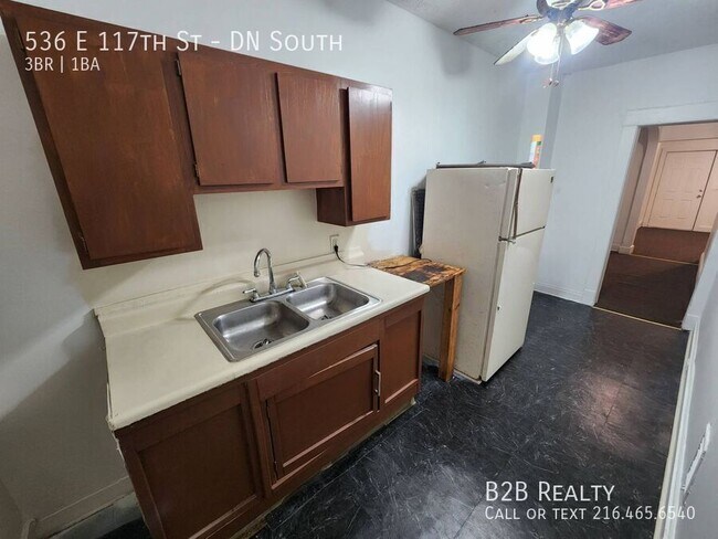 Building Photo - 536 E 117th St