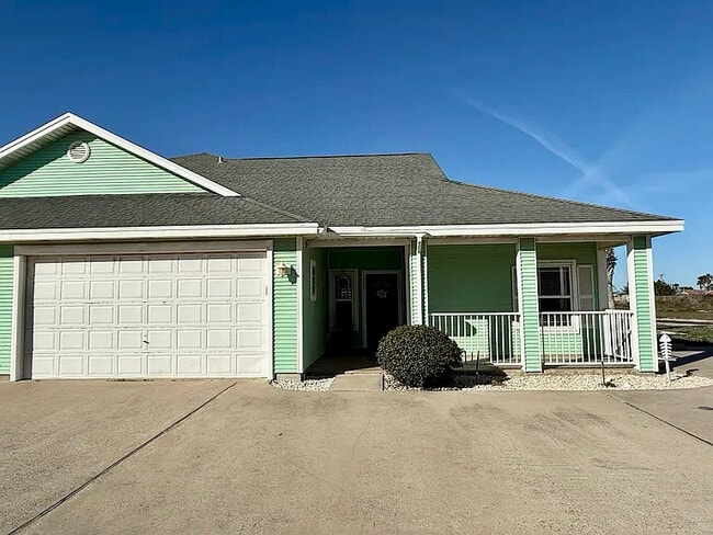 Building Photo - 15637 Palmira Ave