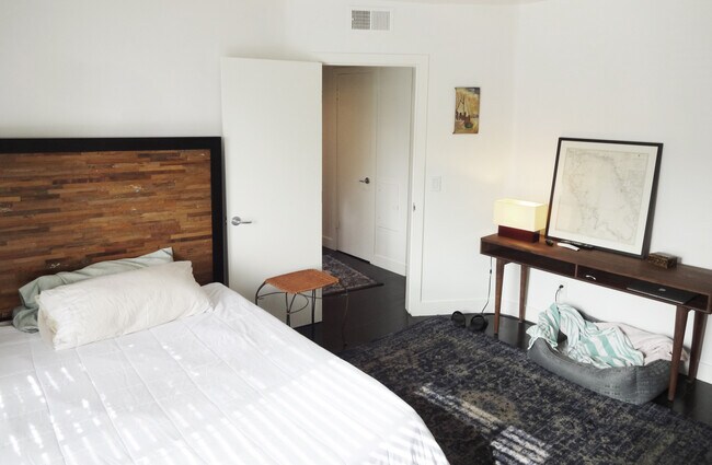 Bedroom 1 - 1010 Palm Ave