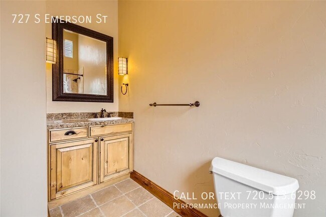 Building Photo - 727 S Emerson St