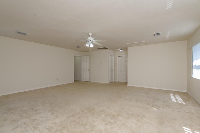 Building Photo - 4515 Fieldview Cir