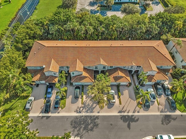 Building Photo - 21018 Vía Eden