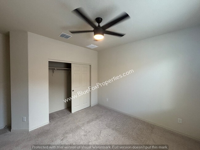 Building Photo - 13384 E Knipe Pl