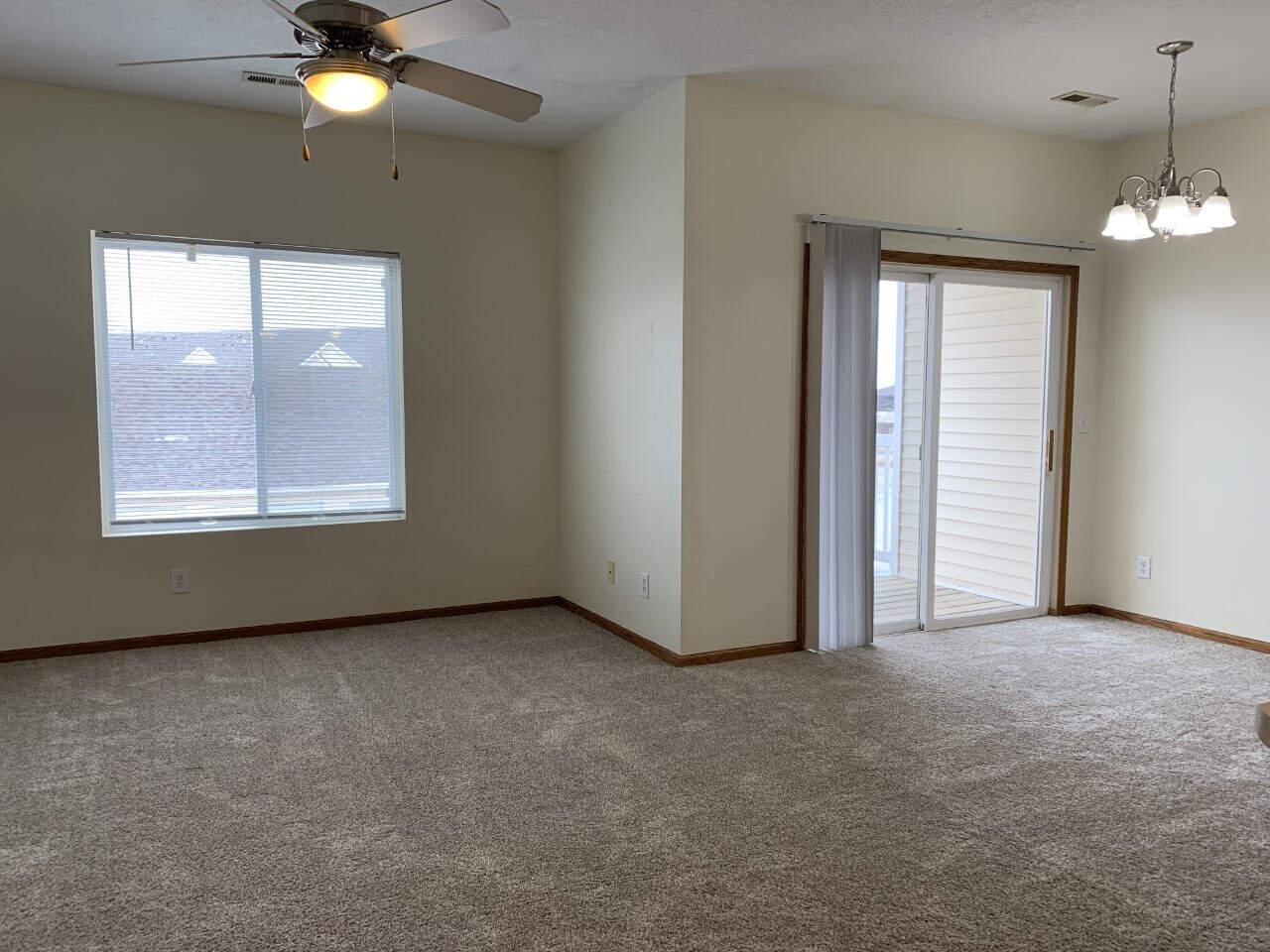 Building Photo - 1815 SW White Birch Cir