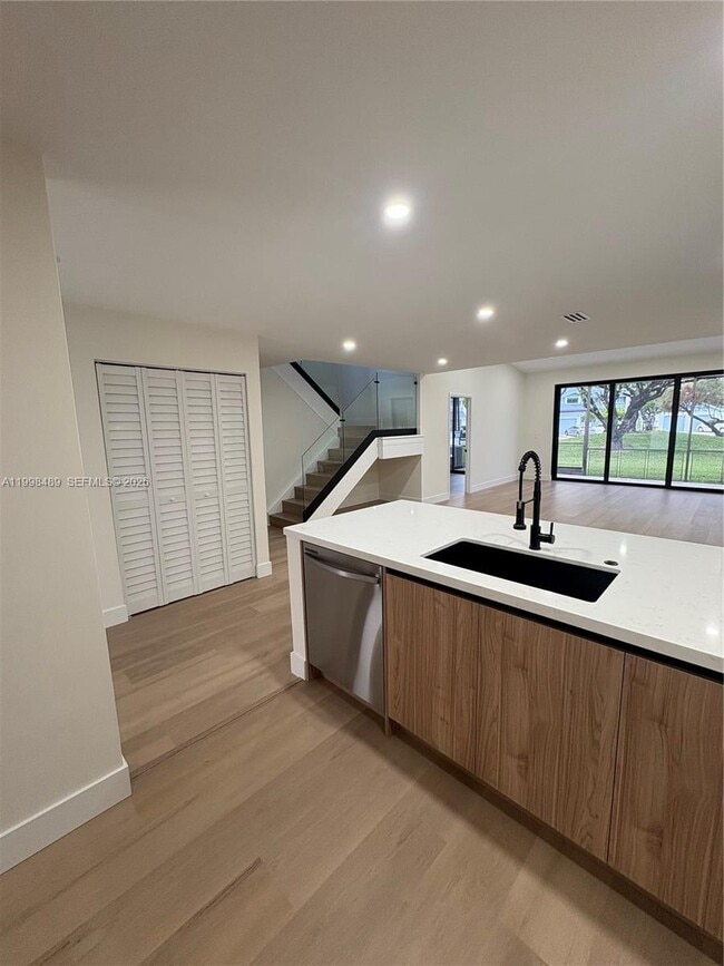 Building Photo - 9881 NW 52nd Terrace