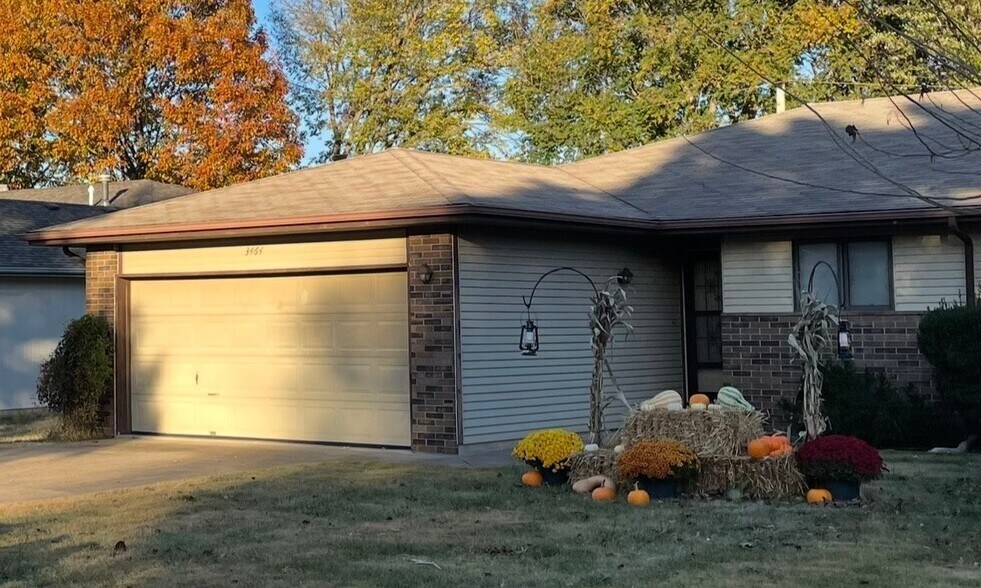 Building Photo - 3464 Geri Ct