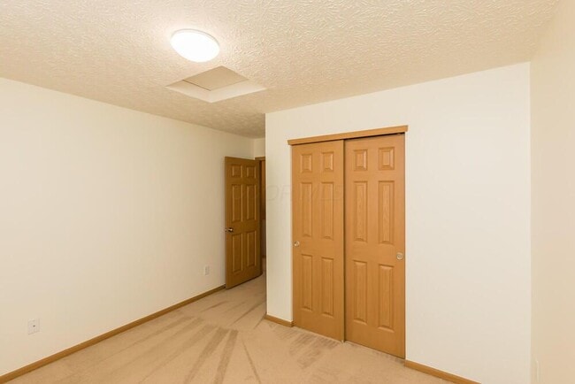 Building Photo - 5975 Pennington Creek Dr