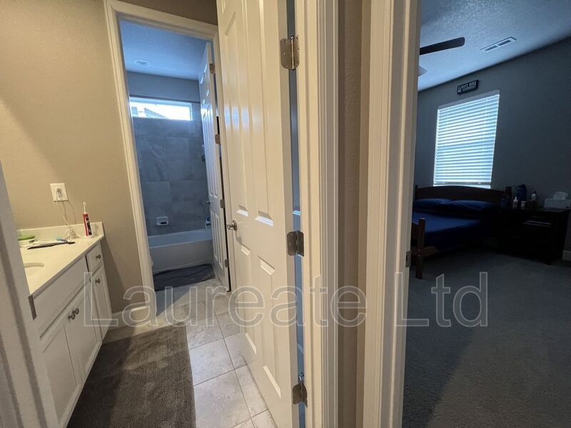 Building Photo - 10035 Atlanta St