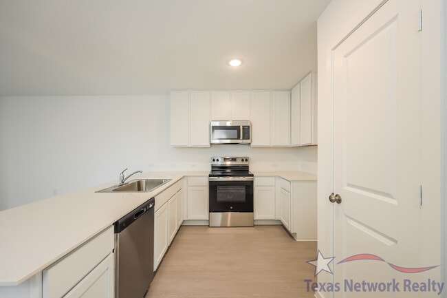 Building Photo - 8523 Logan Sapphire