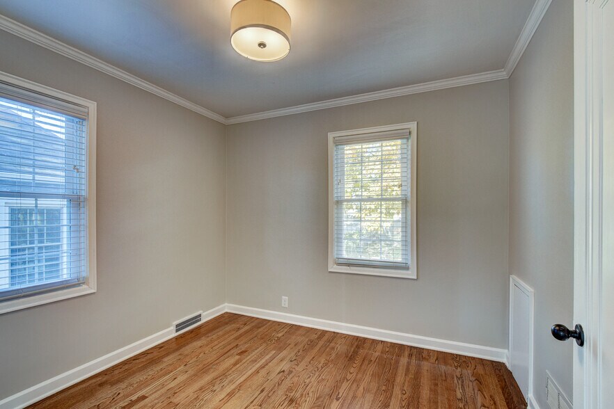 Building Photo - 5210 Rees St