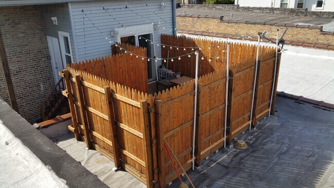 Private Deck - 3714 W Irving Park Rd