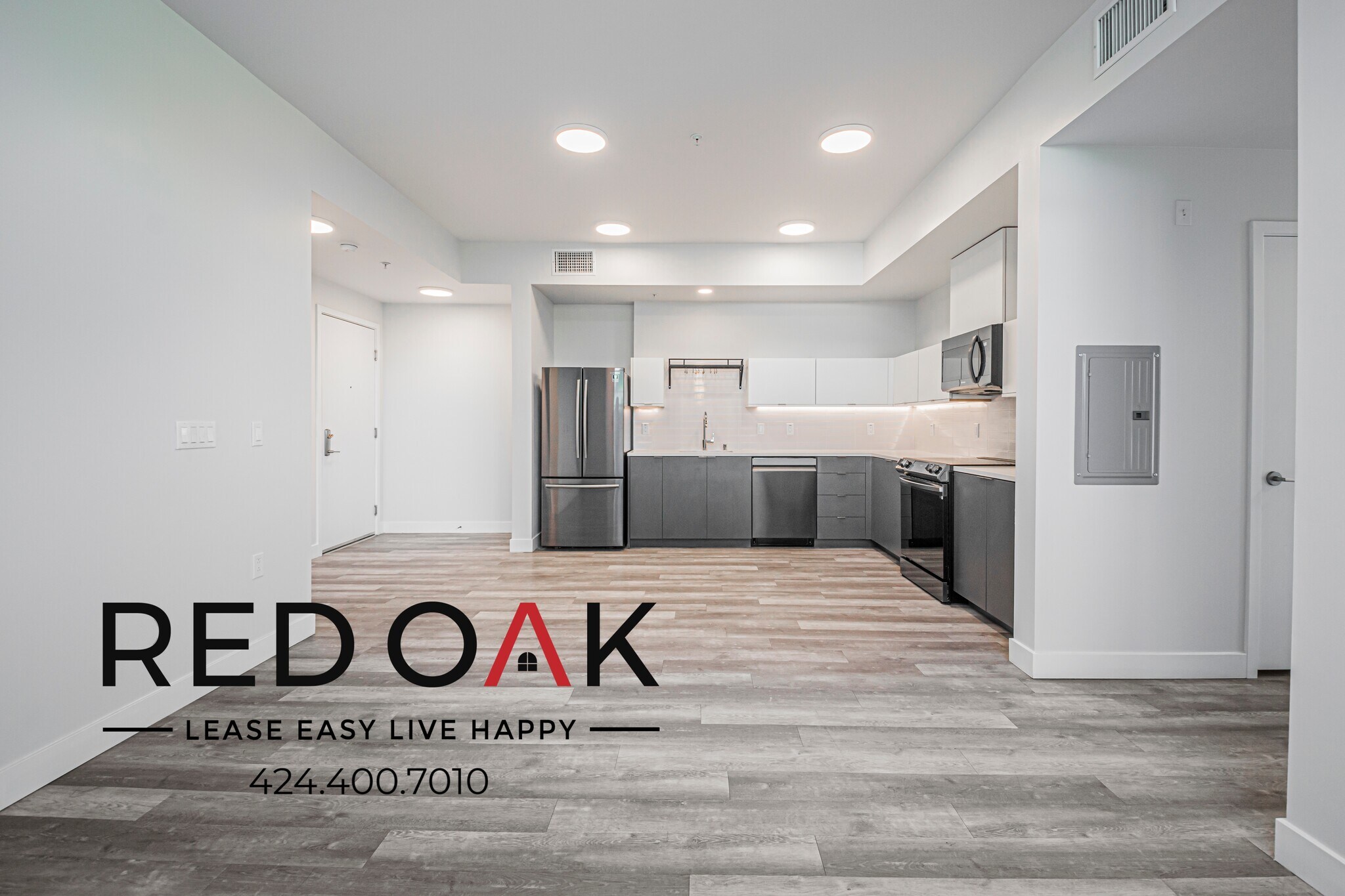 Building Photo - 700 N Spaulding Ave