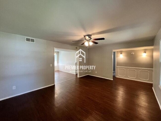 Building Photo - 2518 Rigsby Dr