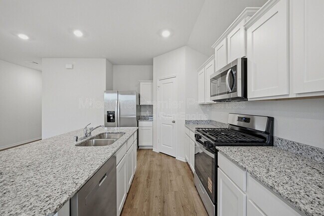 Building Photo - 508 Regiment Rd