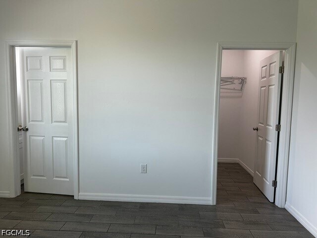Building Photo - 2202 Haviland Ave S
