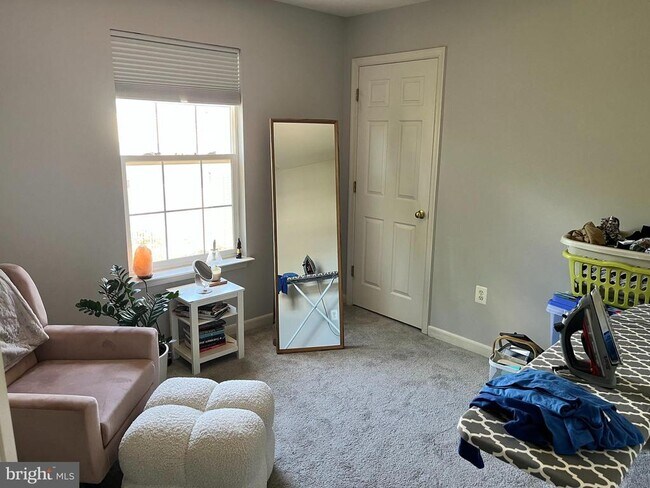 Building Photo - 20611 Coppersmith Dr