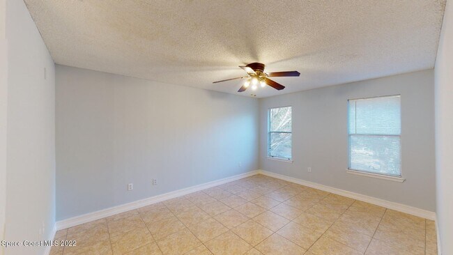 Building Photo - 225 S Tropical Trail