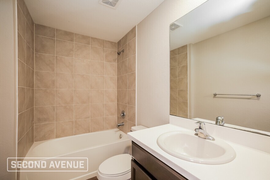 Building Photo - 2512 54th St SW