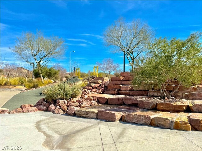 Building Photo - 666 Cottonwood Hl Pl