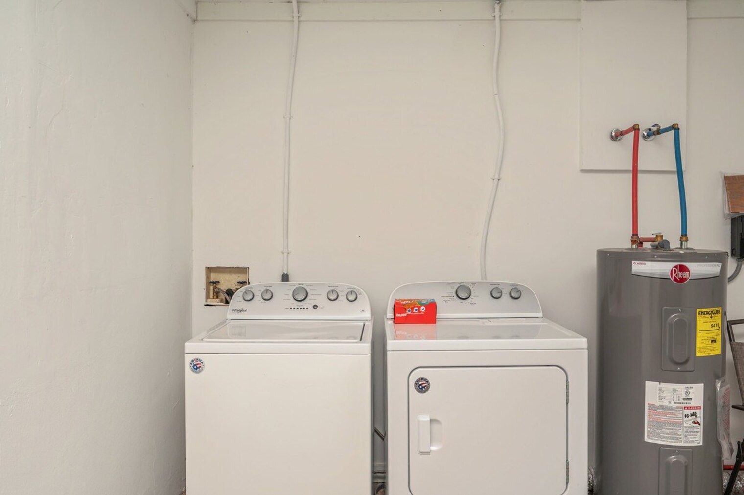 Building Photo - 151 N Lorraine Dr