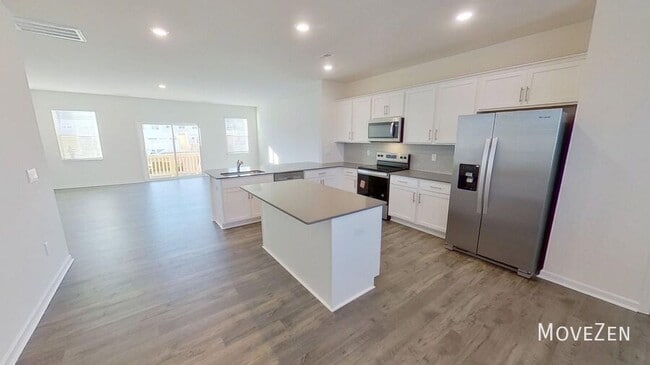 Building Photo - 720 Lucky Clover Way