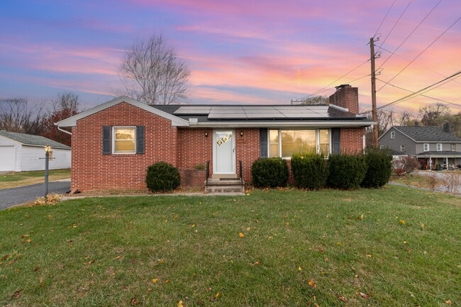 Primary Photo - 388 Pleasant View Rd