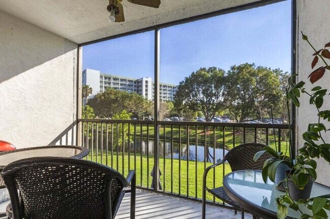 Building Photo - 2230 N Cypress Bend Dr