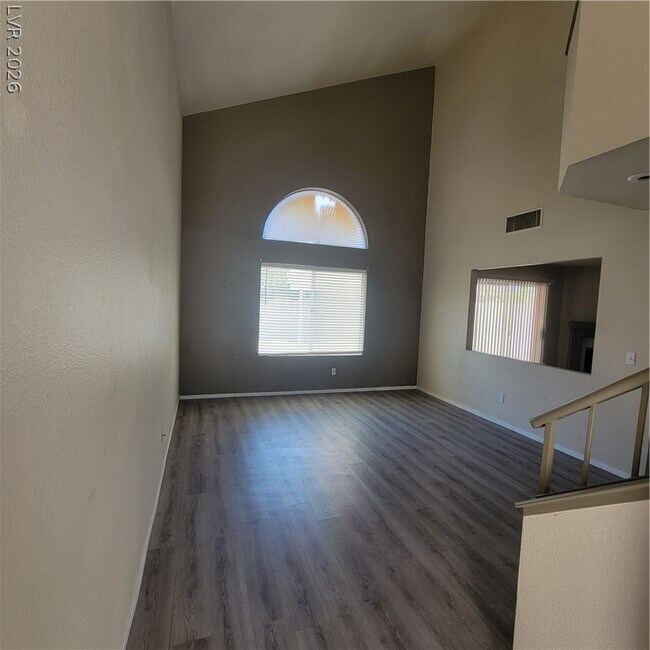 Building Photo - 7321 Summer Sun Dr