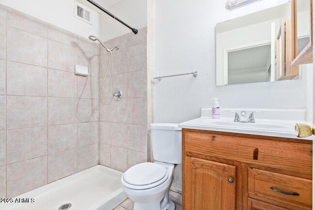 Building Photo - 3551 E Campo Bello Dr