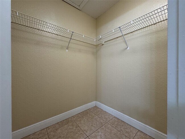 Building Photo - 2216 Grand Cayman Ct