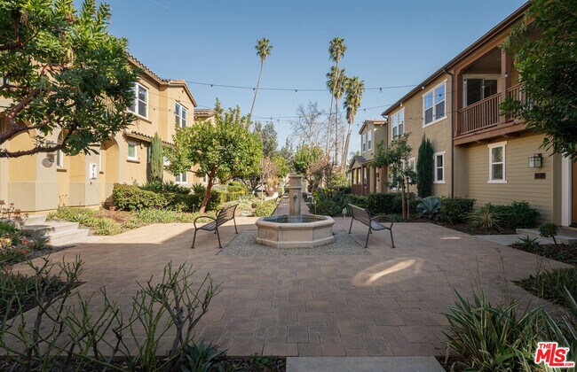 Building Photo - 281 Mar Vista Ave