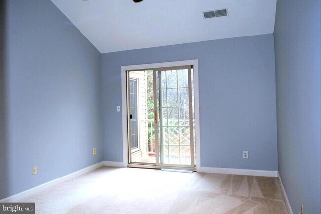Building Photo - 12249 Fairfield House Dr