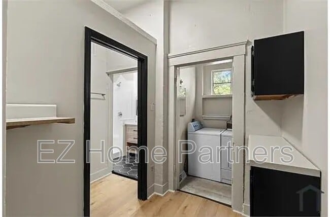 Building Photo - 3005-3007 S Compton Ave