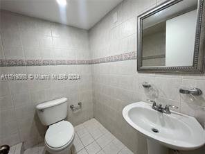 Building Photo - 9210 Fontainebleau Blvd