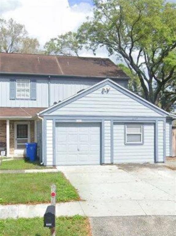 Primary Photo - 6219 Oak Cluster Cir