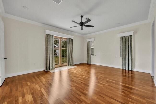 Building Photo - Gorgeous Winter Park Home