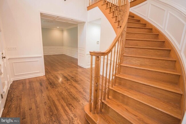 Building Photo - 5482 Royal Mile Blvd