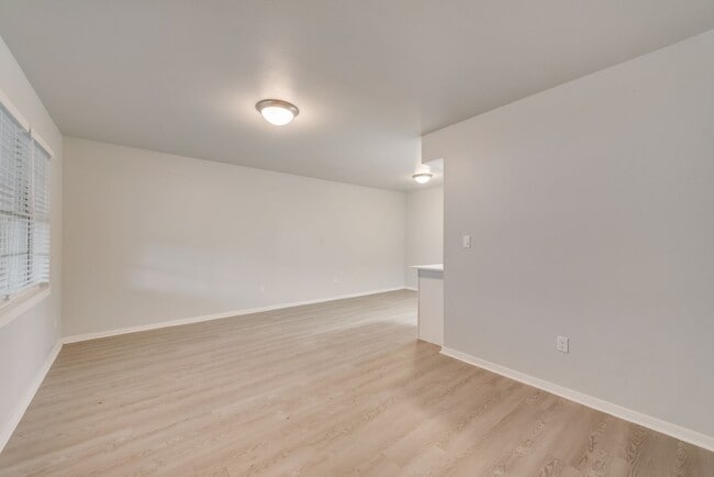 Interior Photo - The Sutton on Park Lane