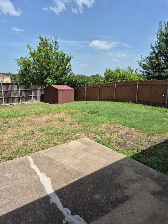 Building Photo - Bright & Inviting 3-Bedroom Home with Flex Space in The Meadows at Buda