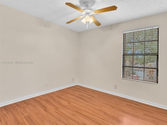 Building Photo - 10731 NW 16th Ct