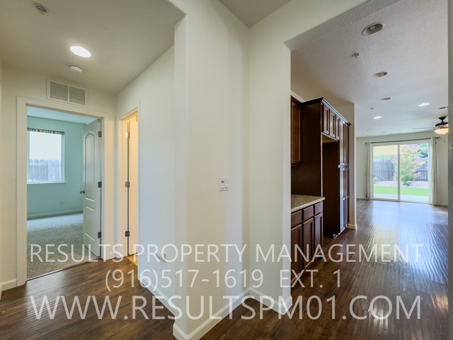 Building Photo - Newly Upgraded West Roseville 4 Bed 3 Bath...