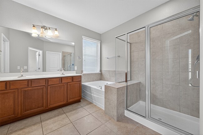 Building Photo - 26 Tidwillow Pl